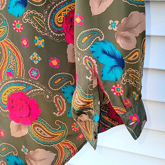 NEW Alfred Dunner Paisley & Floral Button Down Top - Picture 3 of 17